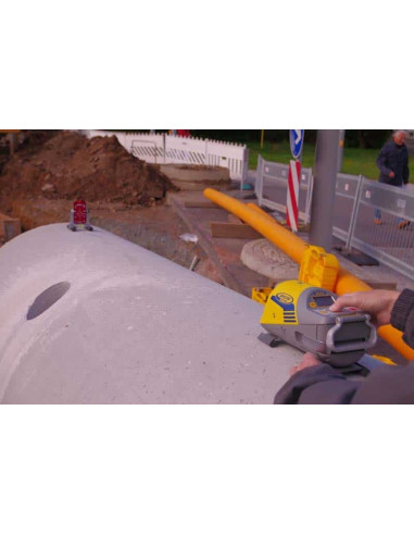 Potrubný laser DG613 - laser 3. triedy