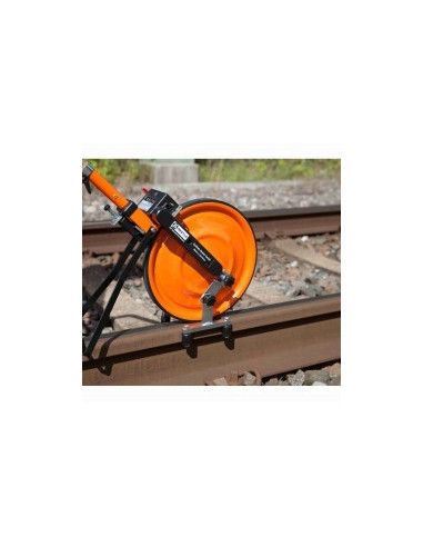 Vodiaci nadstavec na koľajnice pre meracie koliesko