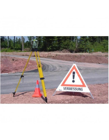 Ťažký drevený statív