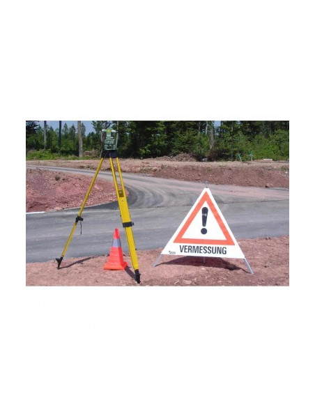 Ťažký drevený statív